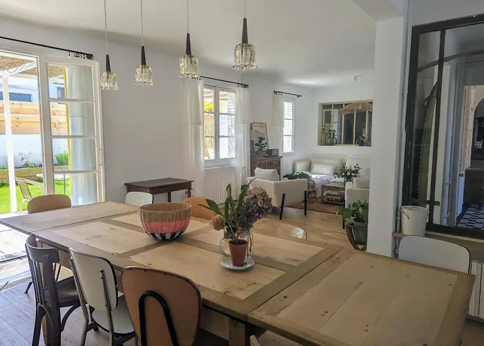 Maison De Pecheur A 10 Minutes A Pied De Saint Jean De Luz Tatil Evi Ciboure