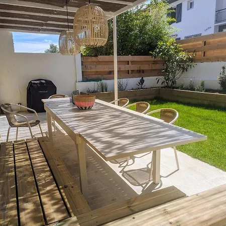 Holiday home Maison De Pecheur A 10 Minutes A Pied De Saint Jean De Luz *
